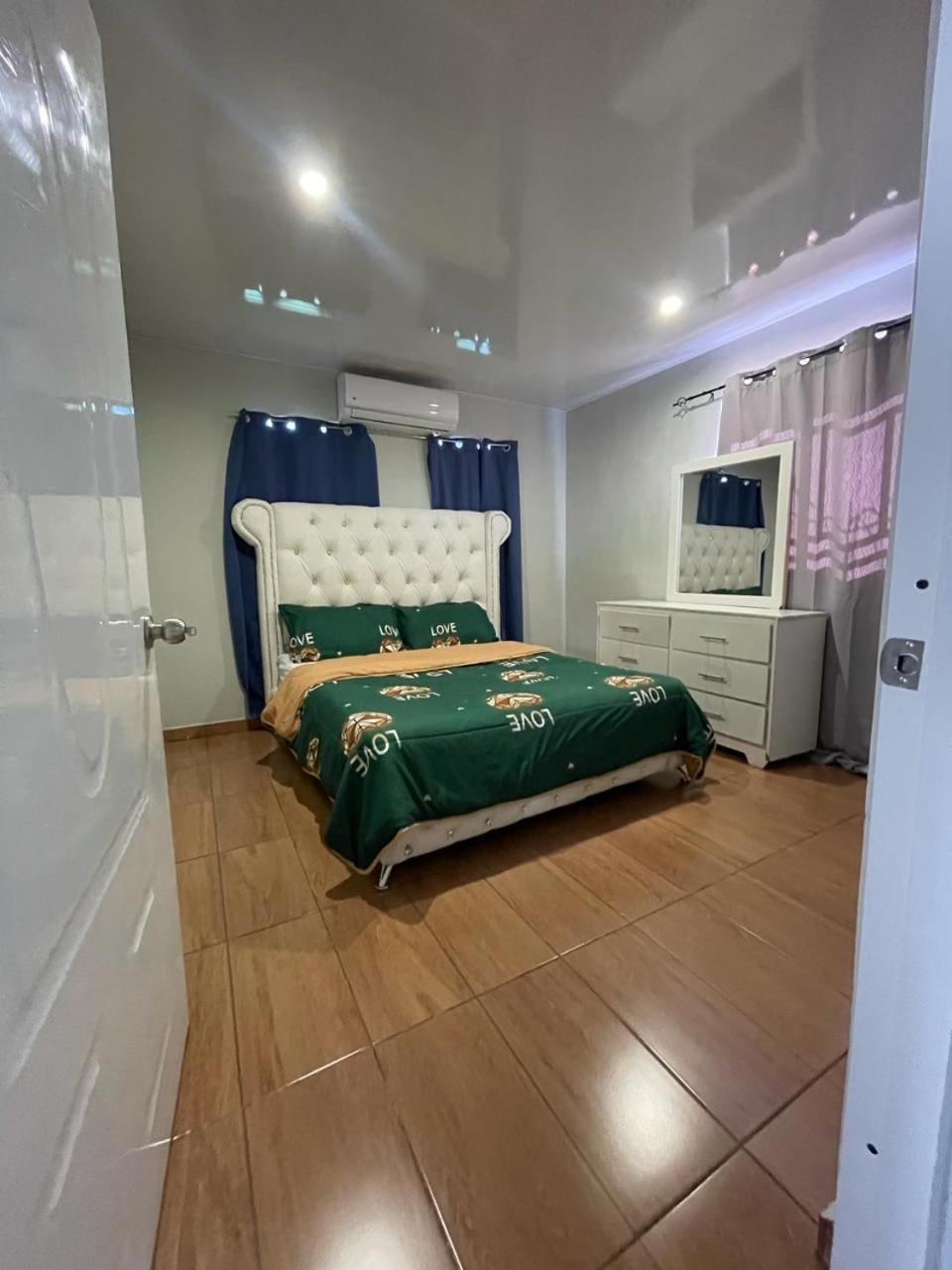Villa Confortable De 2 Habitaciones Pedernales Εξωτερικό φωτογραφία